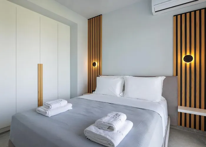 וילה Summer Pearls Luxury פוליכרונו