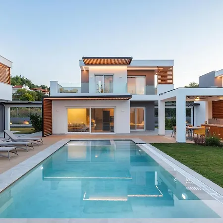 Villa Summer Pearls Luxury